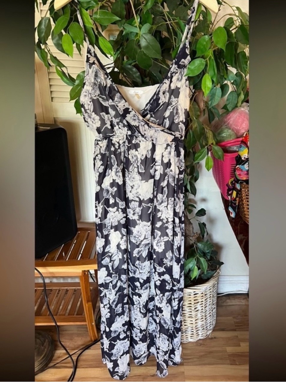 Soprano Black Maxi Dress With White Floral Print